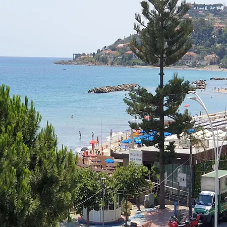 Tatil Evi Trilo Ii - 2 Bedroom With Sea View Taggia